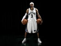 FB体育赛事-开拓者强行终结广厦队，班凯罗在欧冠决赛接管比赛，跨越时空的竞技启示