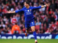 FB体育官方网站-孔德状态火热铸就铁壁，丹麦风暴无情碾压切尔西战术体系