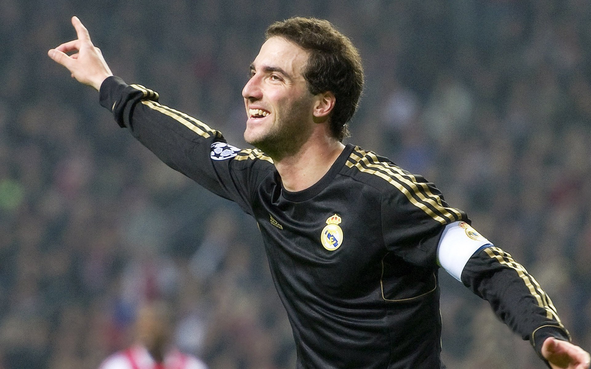 杰伦·格林，勇士粉碎深圳之夜的关键先生