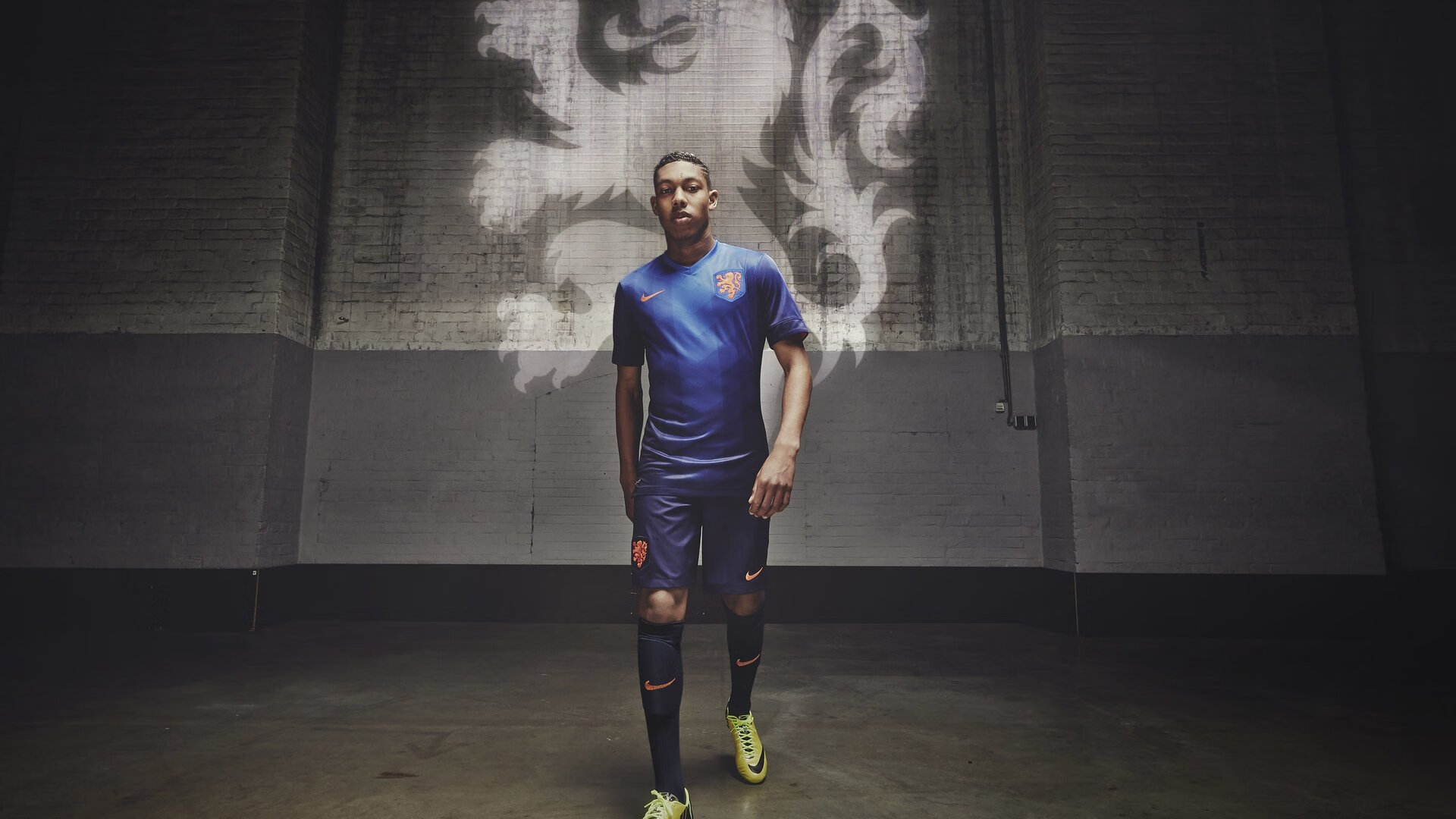 奥运周期关键战之夜,苏亚雷斯表现堪称教科书