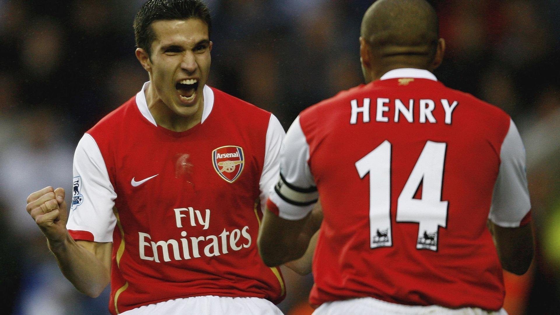 卡塞米罗爆发！佛罗伦萨关键战突围英格兰，欧战舞台见证唯一性时刻